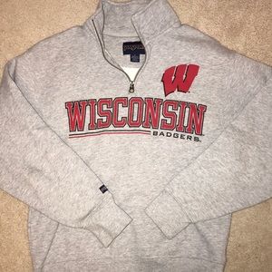 UW Madison sweatshirt